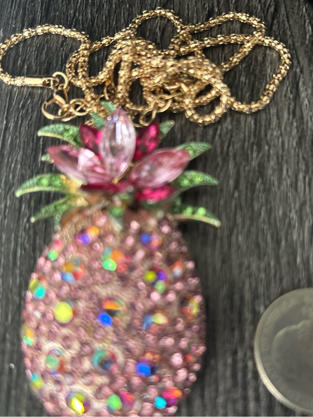 Private Label Pink Crystal Pineapple Pendant Necklace Dr 50
